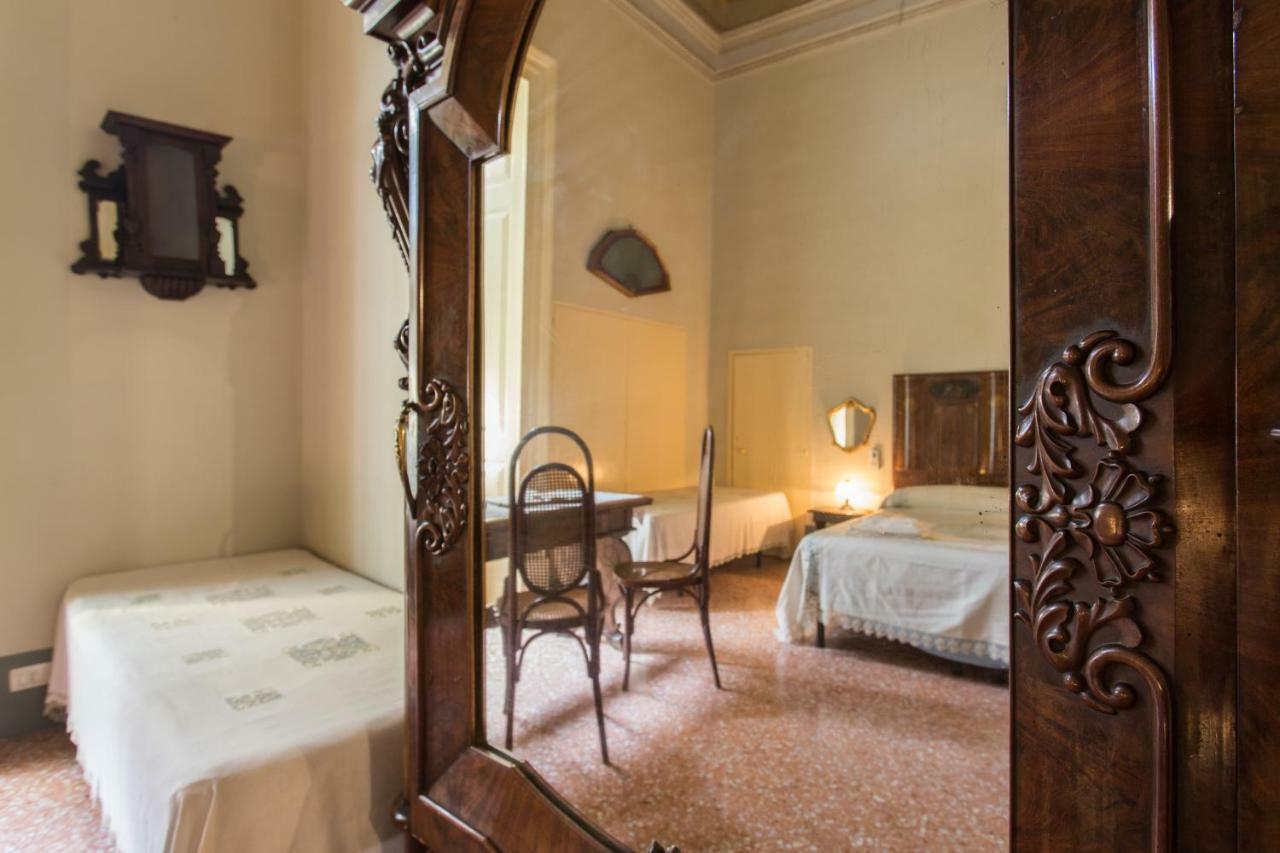 Palazzo Leuzzi B&B Galatone Eksteriør bilde