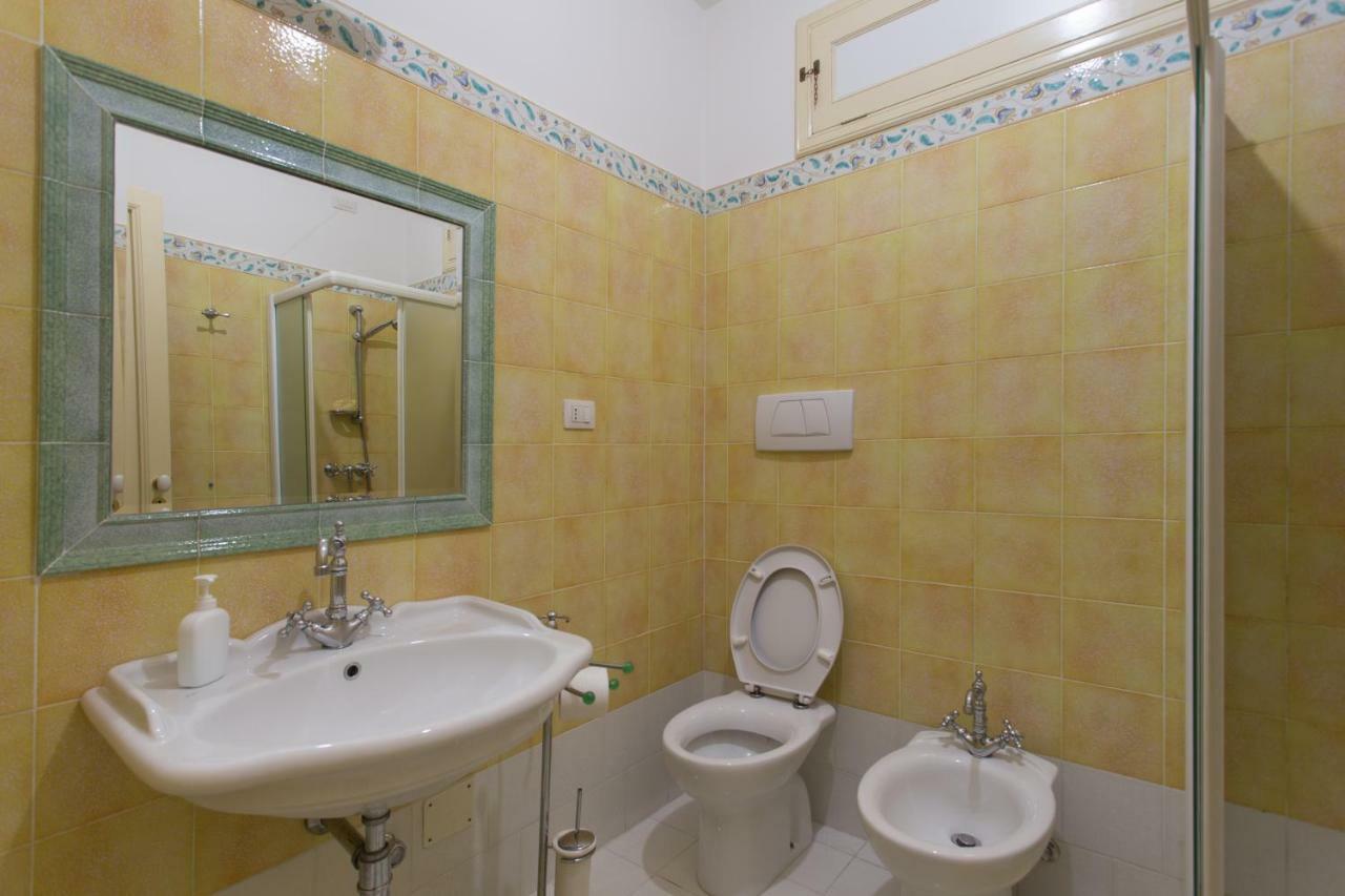 Palazzo Leuzzi B&B Galatone Eksteriør bilde